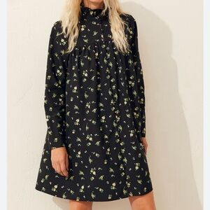 H&M Women’s Ruffled Collar Floral Black Long-Sleeve Dress Size M